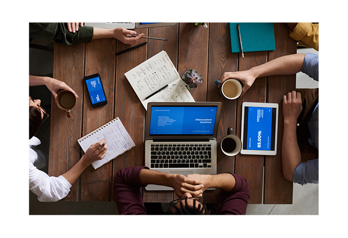 web Une collaboration étroite de tous les instants